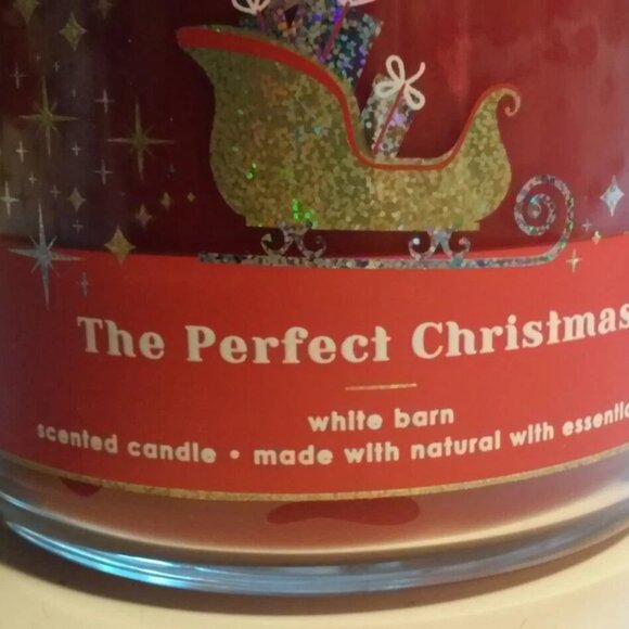 Bath & Body Works Scented Candle 3 Wicks Red New Unused Retail Price $25.50 - Picture 2 of 5
